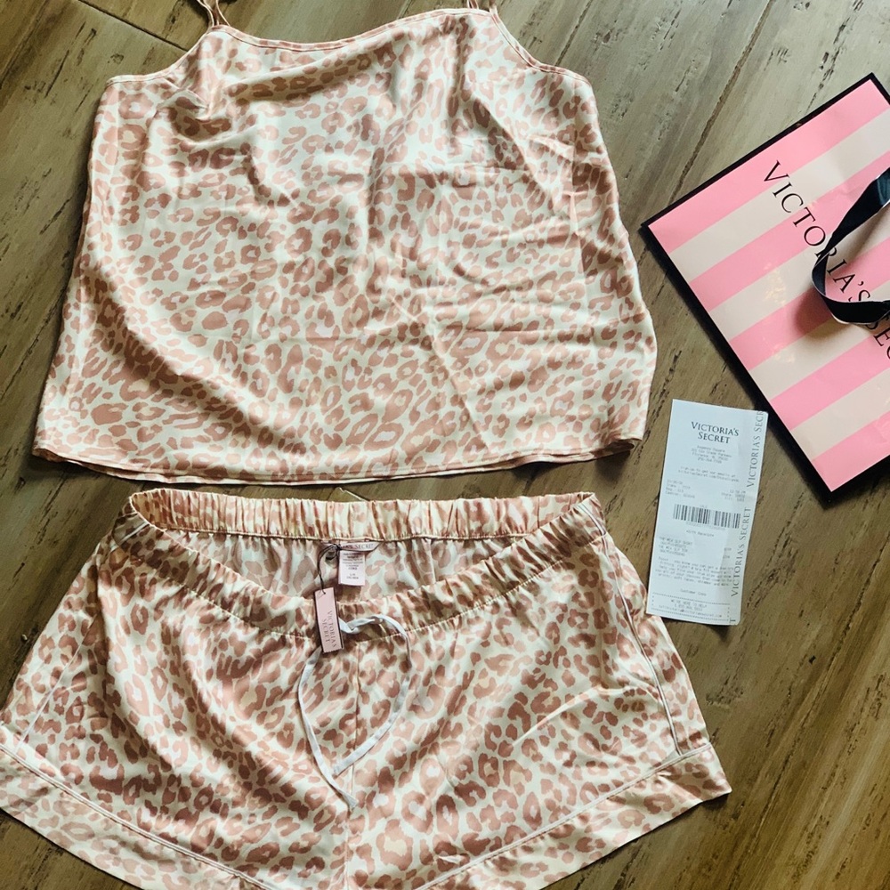 Victoria’s Secret rose leopard shorts tank pajamas